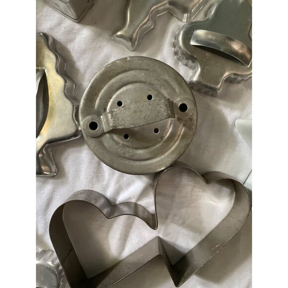 Vintage & Modern Metal Cookie Cutter Collection All Metal Holiday - Picture 14 of 16